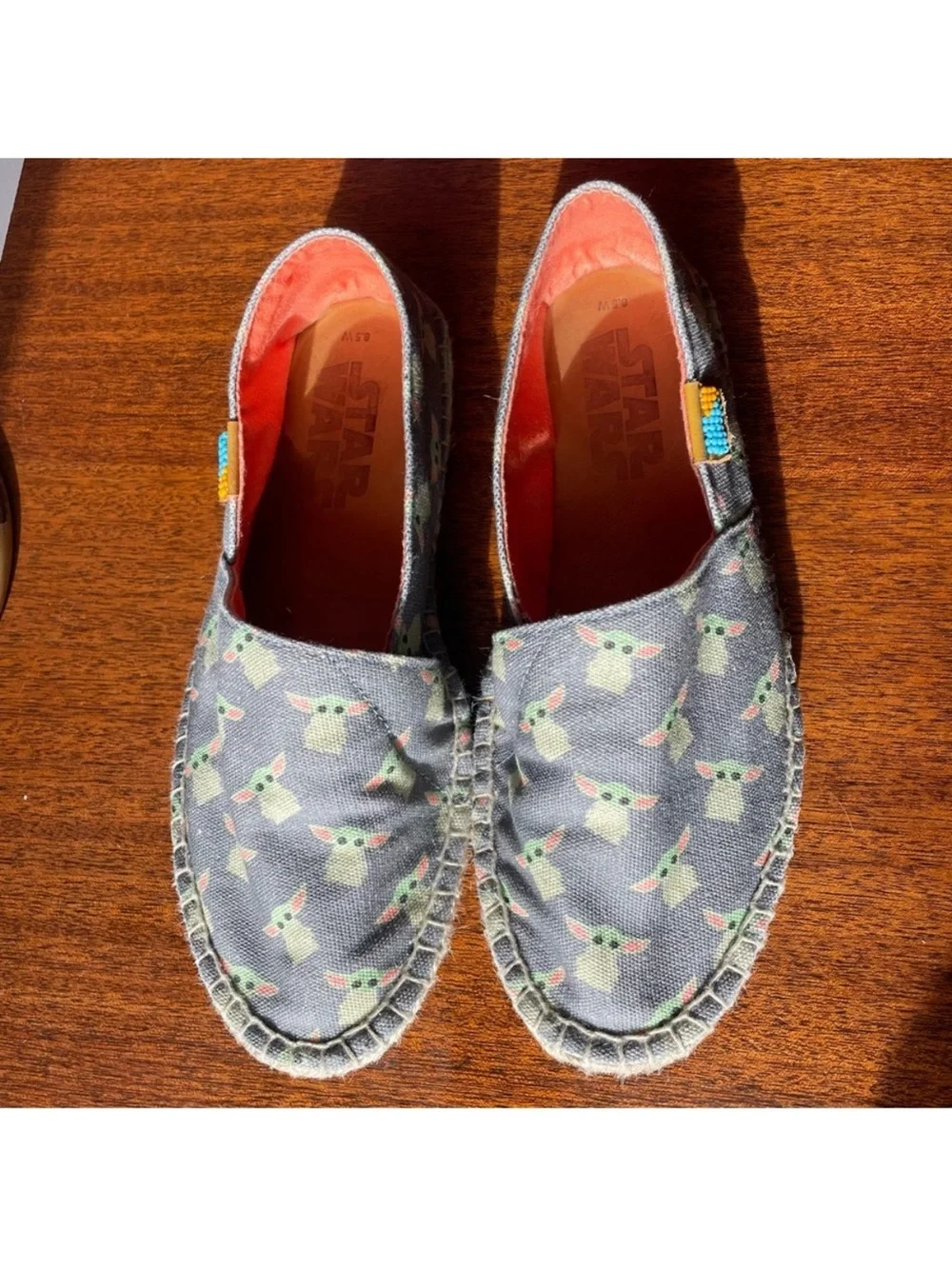 Ubuntu Star Wars The Child Grogu Mandalorian Slip On Espadrilles Womens Size 8.5
